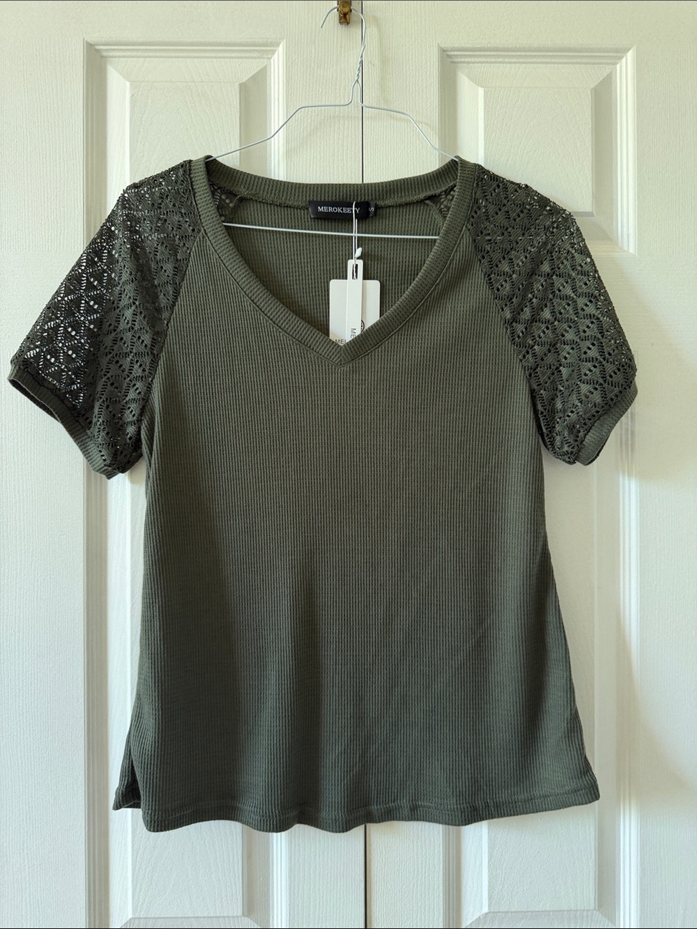 Merokeety V-Neck Tee with Crochet Short Sleeves